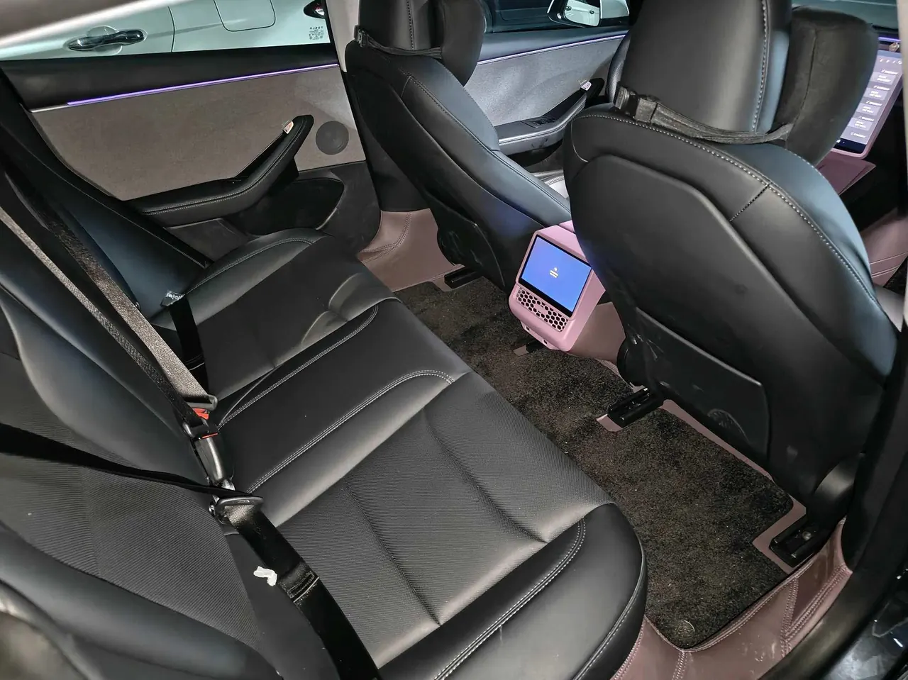 Tesla 2025 Model 3 rear-wheel drive version of automatic transmission 4