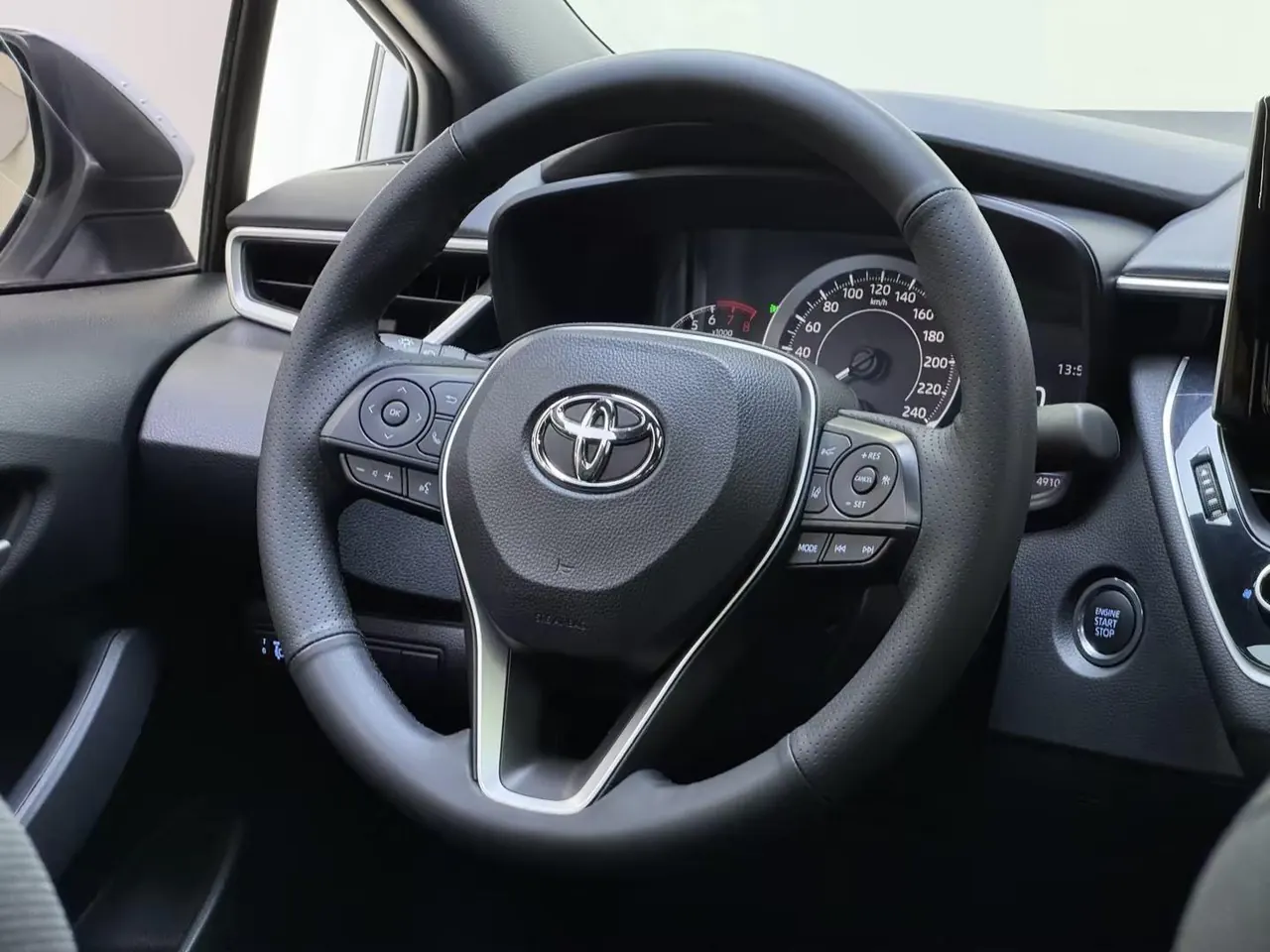 Toyota 2021 Lei Ling 1.2T Stepless 185T Deluxe Automatic Gear 4