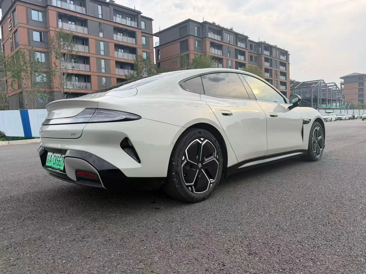 MI 2026 SU7 Standard Edition Automatic Gear 9