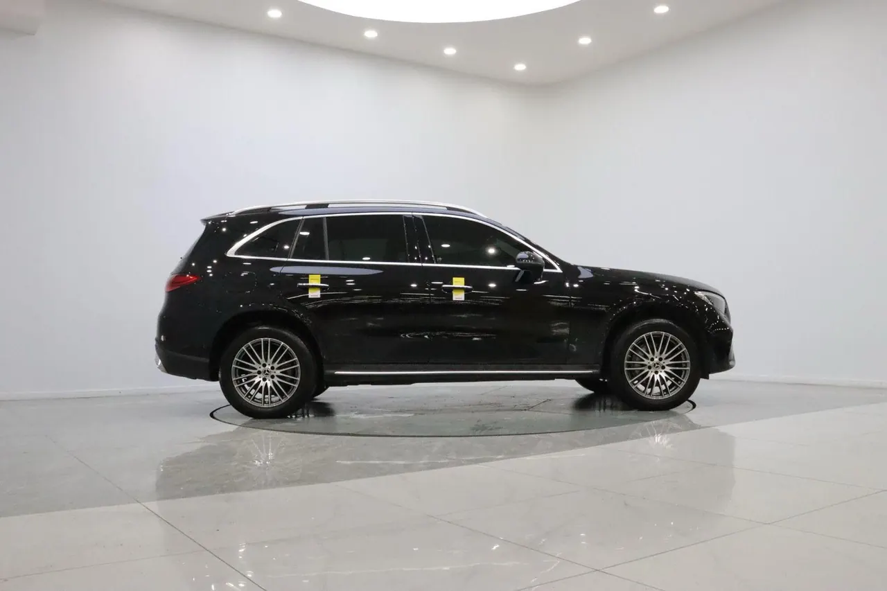 Mercedes Benz 2023 GLC 300 L 4MATIC 48V 2.0T dynamic 7-seat automatic gear 2