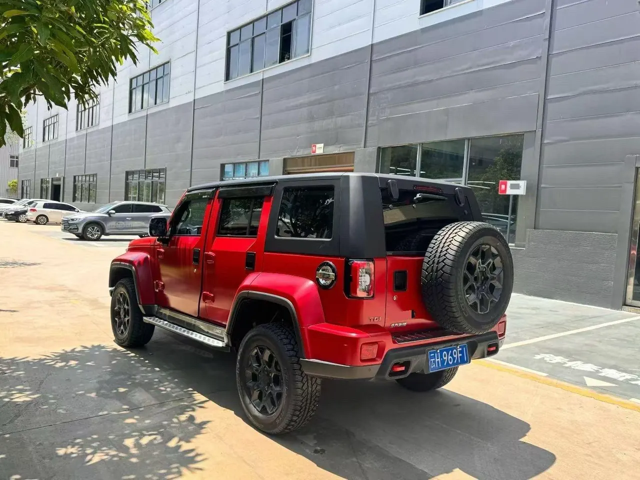 Beijing 2021 BJ40 2.0T four-wheel drive blade hero version pioneer automatic gear 9