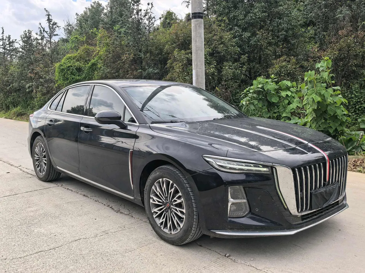 HongQi 2024 H5 1.5T Zhilian Flag Rhyme Edition Automatic Gear 3