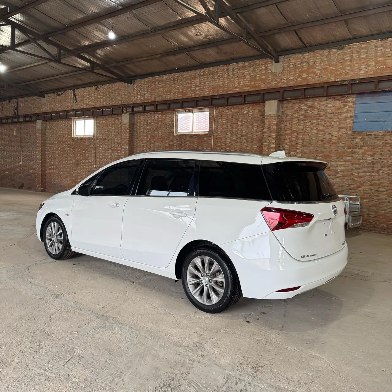 Buick 2021 GL6 48V 1.3T 323T interconnected luxury automatic gear 6