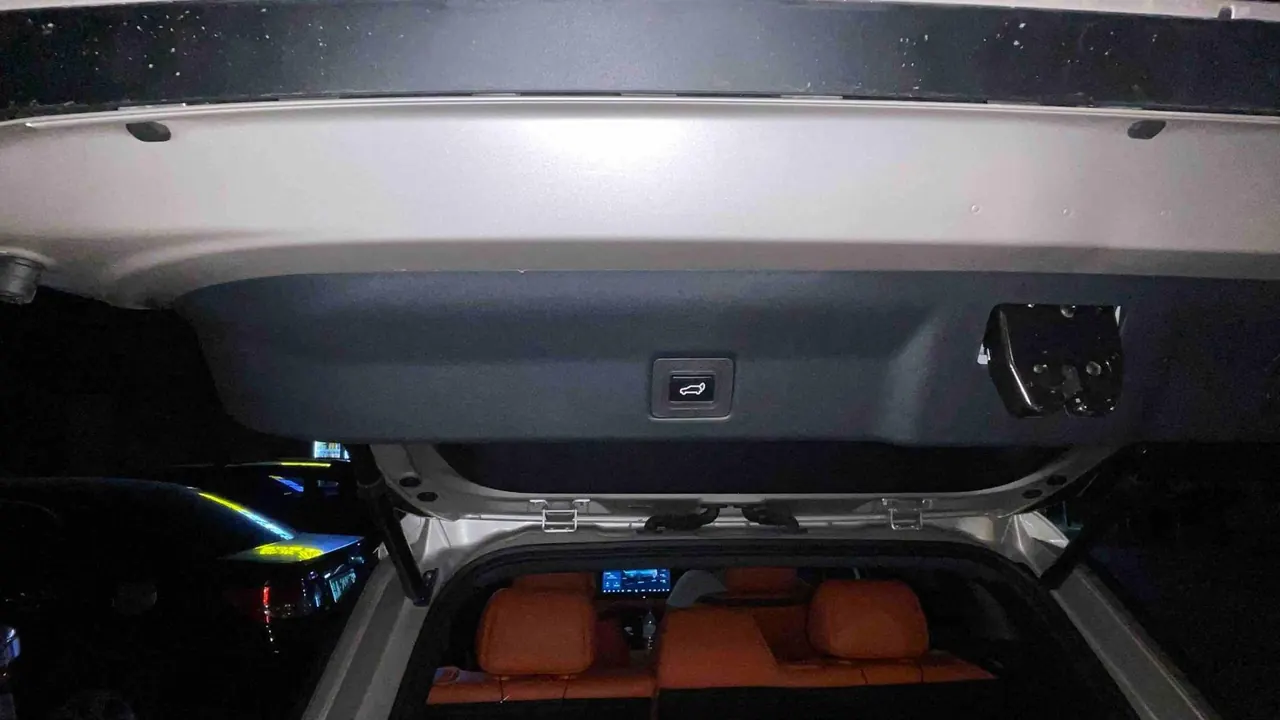 Toyota 2025 Platinum Intelligence 3X 520 Pro Automatic Gear 10