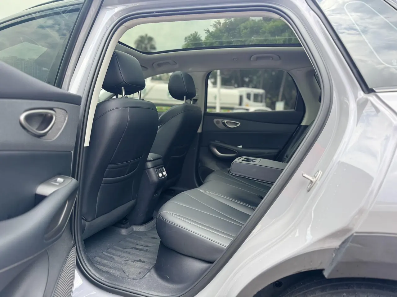 BYD 2025 Sea Lion 05 EV 520KM Zhihang Edition Automatic Gear 5