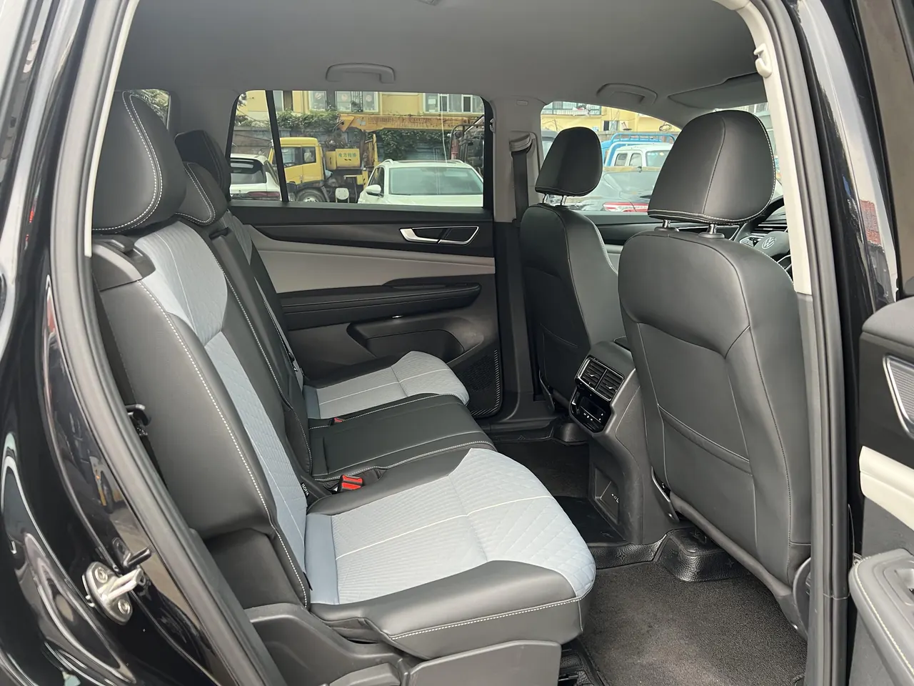Volkswagen 2021 Tuang 2.0TSI 380TSI Four-wheel Drive Deluxe Edition Automatic Gear 11