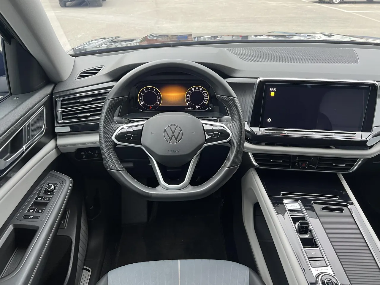 Volkswagen 2021 Tuang 2.0TSI 380TSI Four-wheel Drive Deluxe Edition Automatic Gear 14