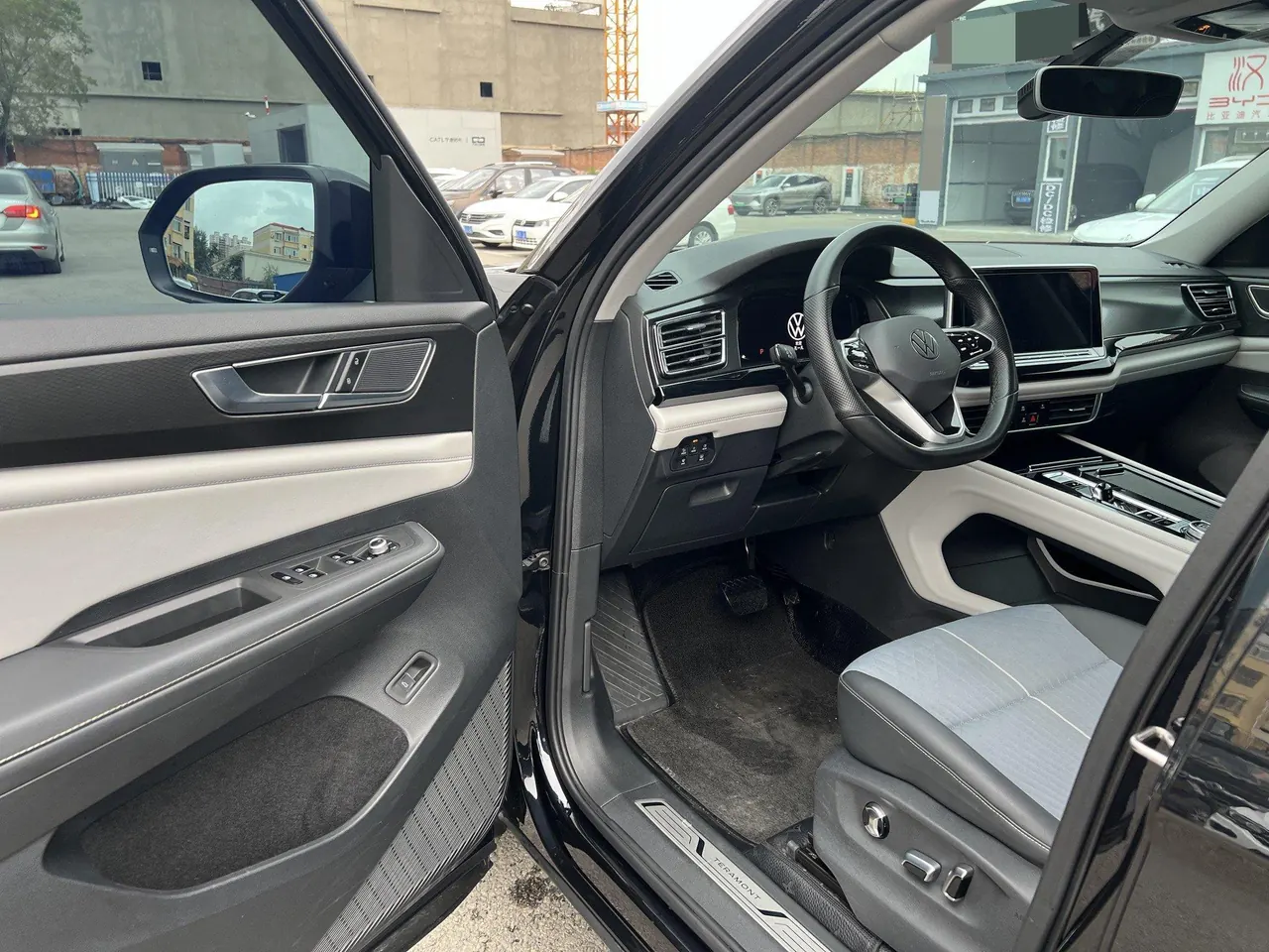 Volkswagen 2021 Tuang 2.0TSI 380TSI Four-wheel Drive Deluxe Edition Automatic Gear 8