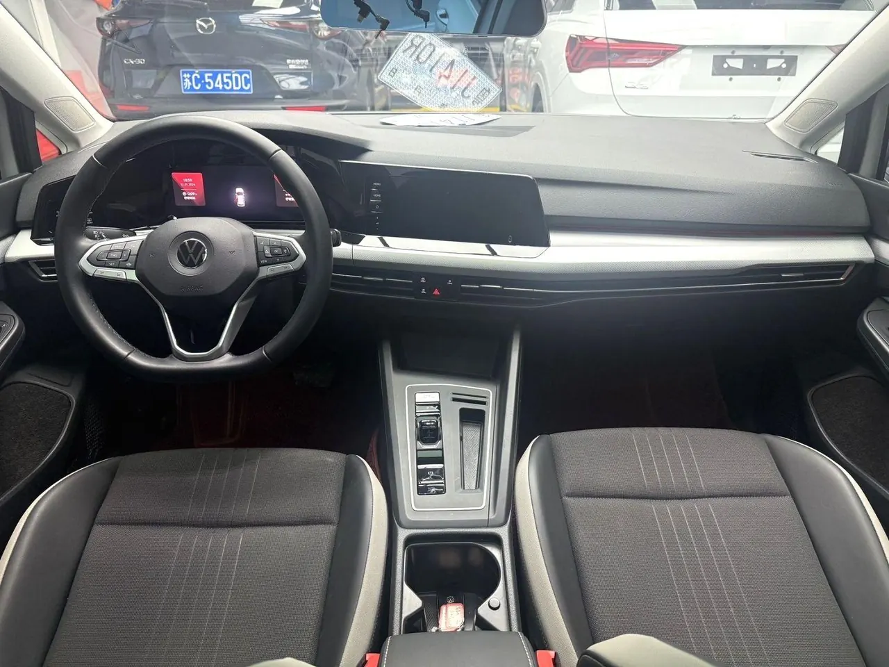 Volkswagen 2021 Golf 8 1.2TSI 200TSI Automatic 6