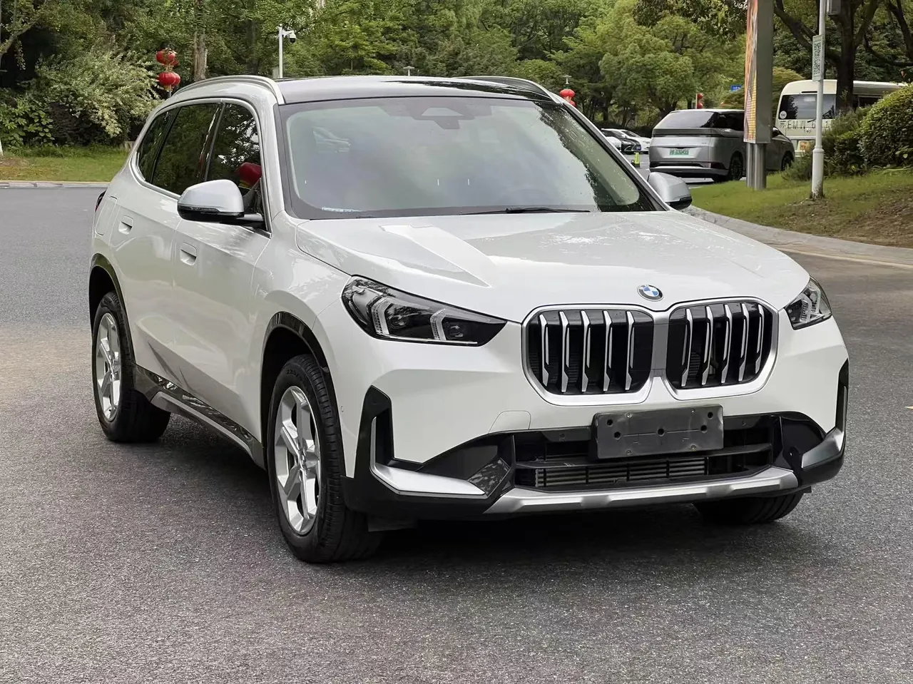 BMW 2023 X1 sDrive20Li 1.5T X Design Package Automatic Transmission 3