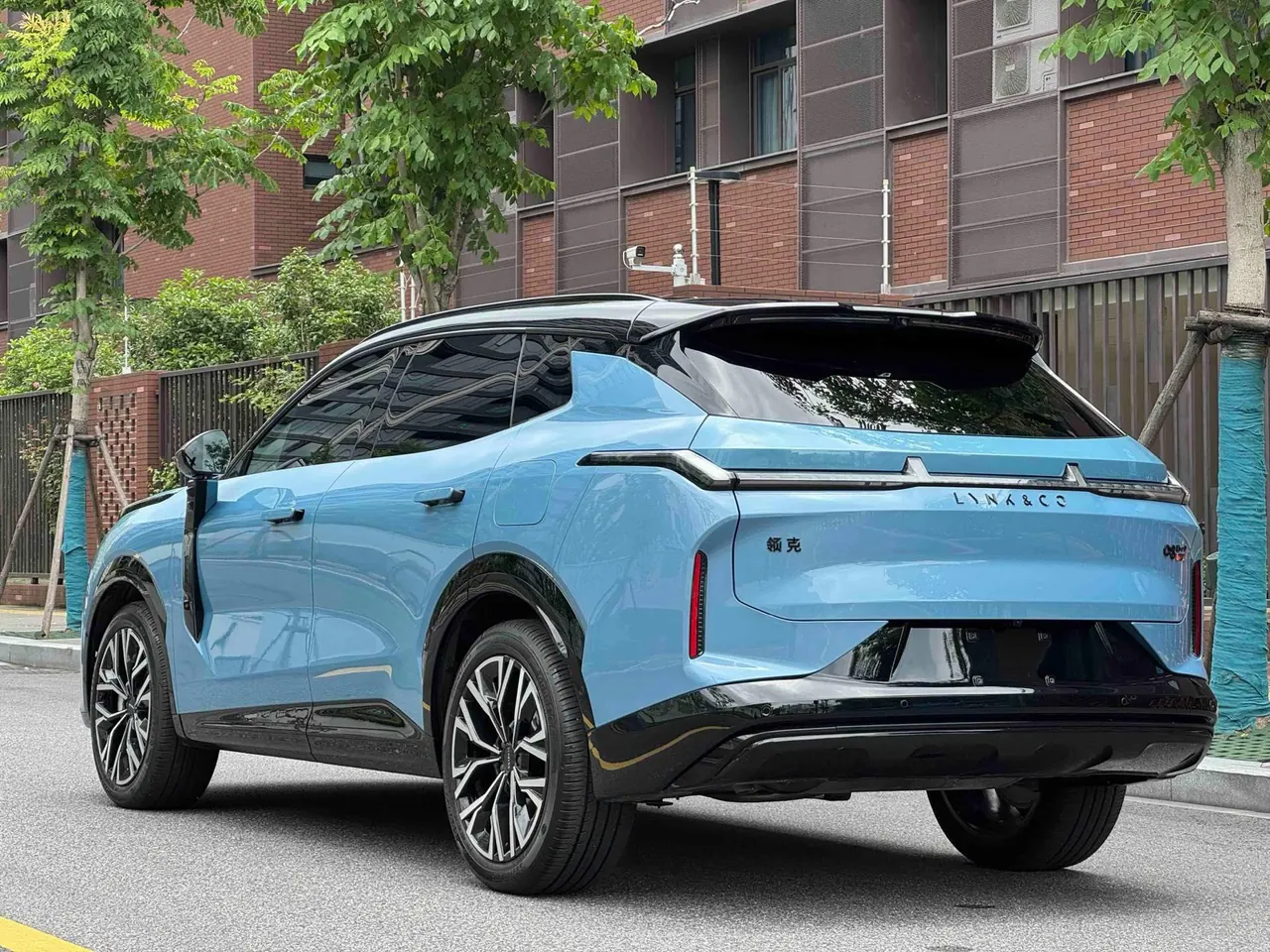 LYNK&amp;CO 2026 LYNK&amp;CO 08 EM-P 1.5T 210 Four-wheel Drive Performance Ultra H7 Automatic Gear 7