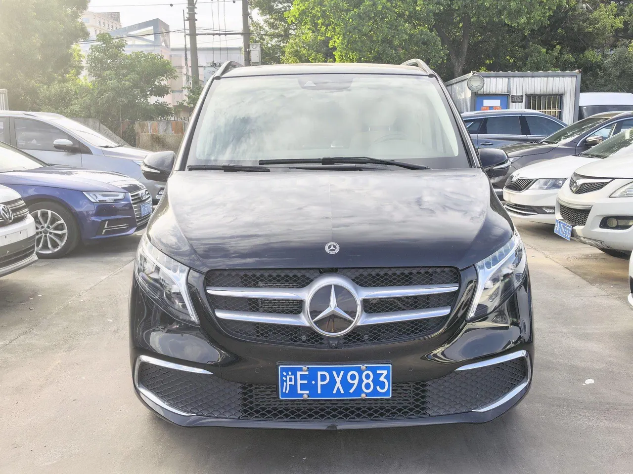 Mercedes Benz V 2022V 260 2.0T Premium Edition Automatic Gear 2