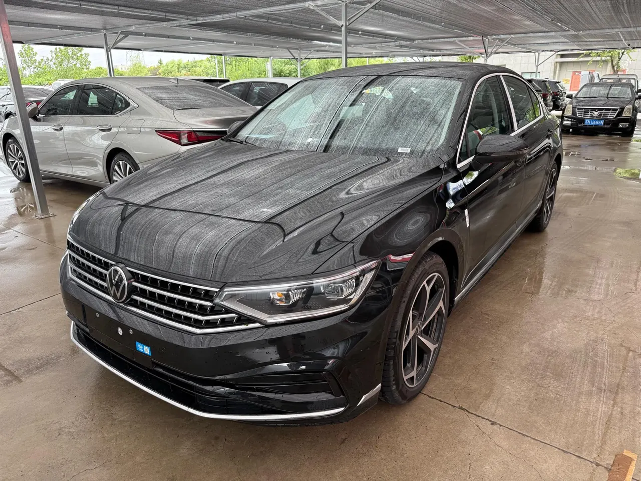 Volkswagen 2026 Magotan 2.0TSI 380TSI 30 million selected luxury automatic gear - View 1