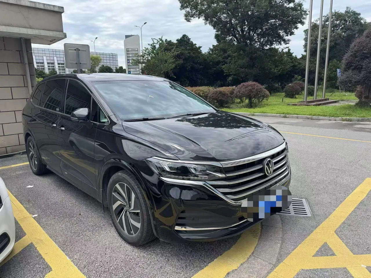 Volkswagen 2024 Wei (Viloran) 2.0TSI 380TSI Zunchi Edition Automatic Gear 2