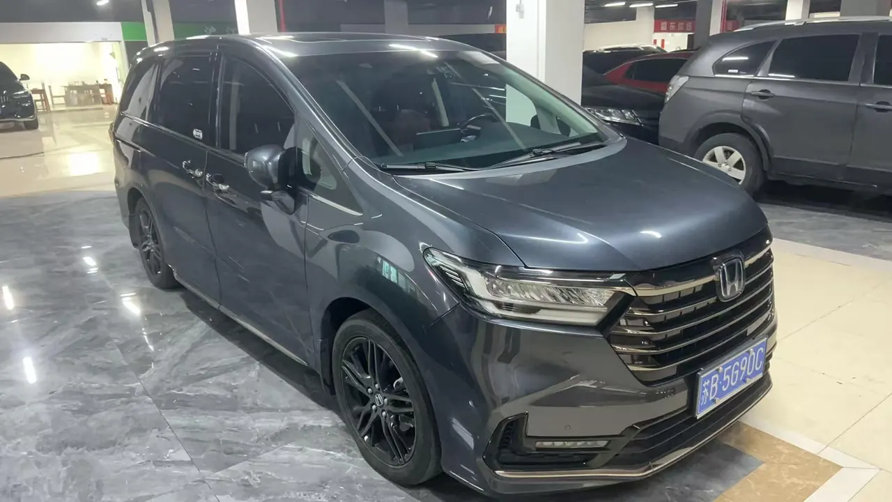 Honda 2022 Odyssey Hybrid 2.0 Stepless Sharp Extreme Edition Automatic Gear 2