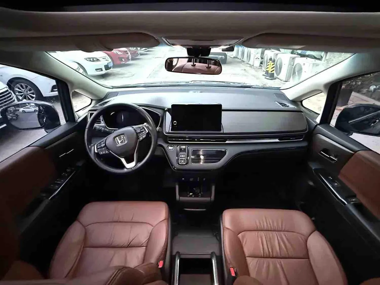 Honda 2022 Odyssey Hybrid 2.0 Stepless Sharp Extreme Edition Automatic Gear 5