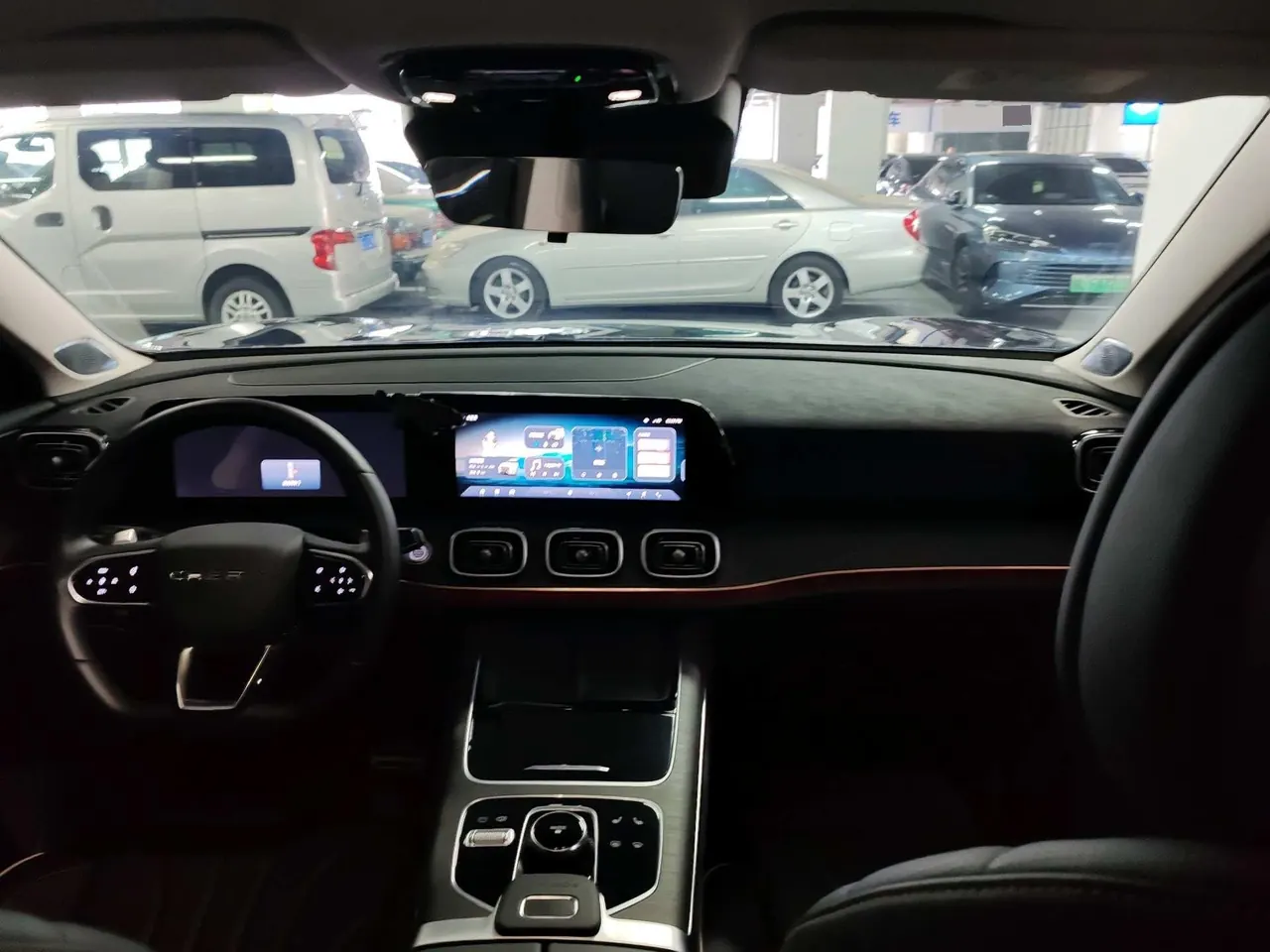 Chery 2023 Ruihu 9 2.0T 400T Two-Drive Deluxe Edition 7-seat Automatic Gear 5