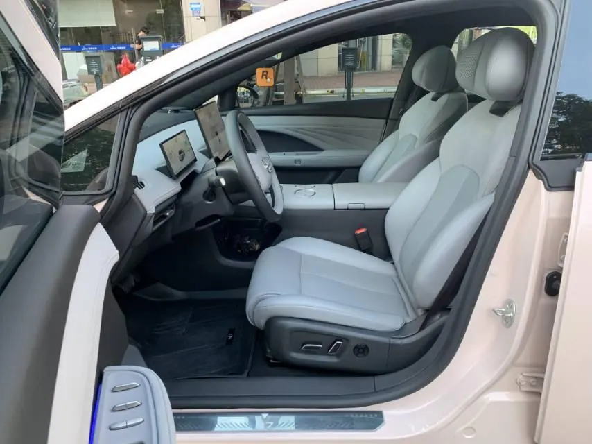 Nissan 2025 N7 625 Max Automatic 4