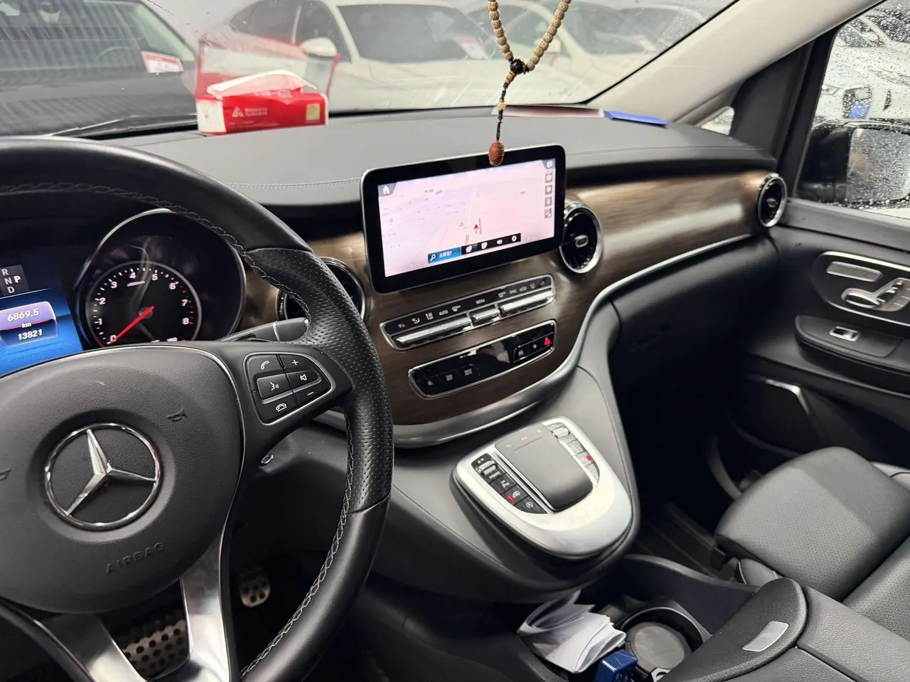 Mercedes Benz V 2021V 260 L 2.0T Deluxe Edition Automatic Gear 6