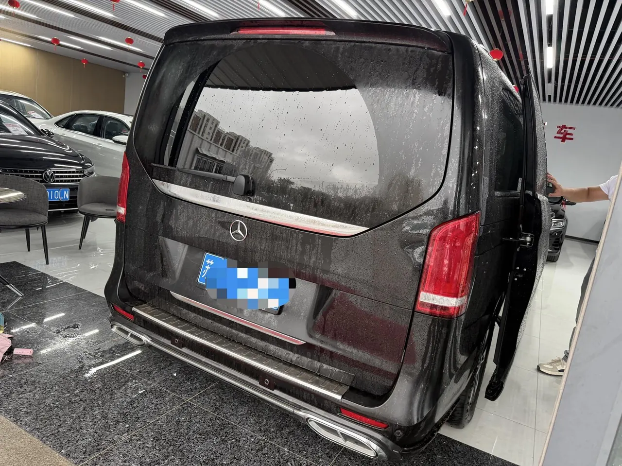 Mercedes Benz V 2021V 260 L 2.0T Deluxe Edition Automatic Gear 8