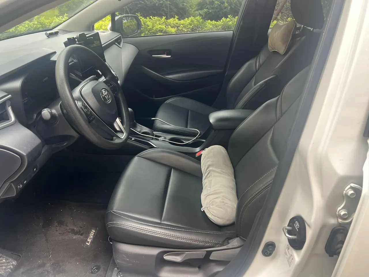 Toyota 2023 Lei Ling Shuangqing 1.8 Stepless Intelligent Electric Hybrid Leading Edition Automatic Gear 4