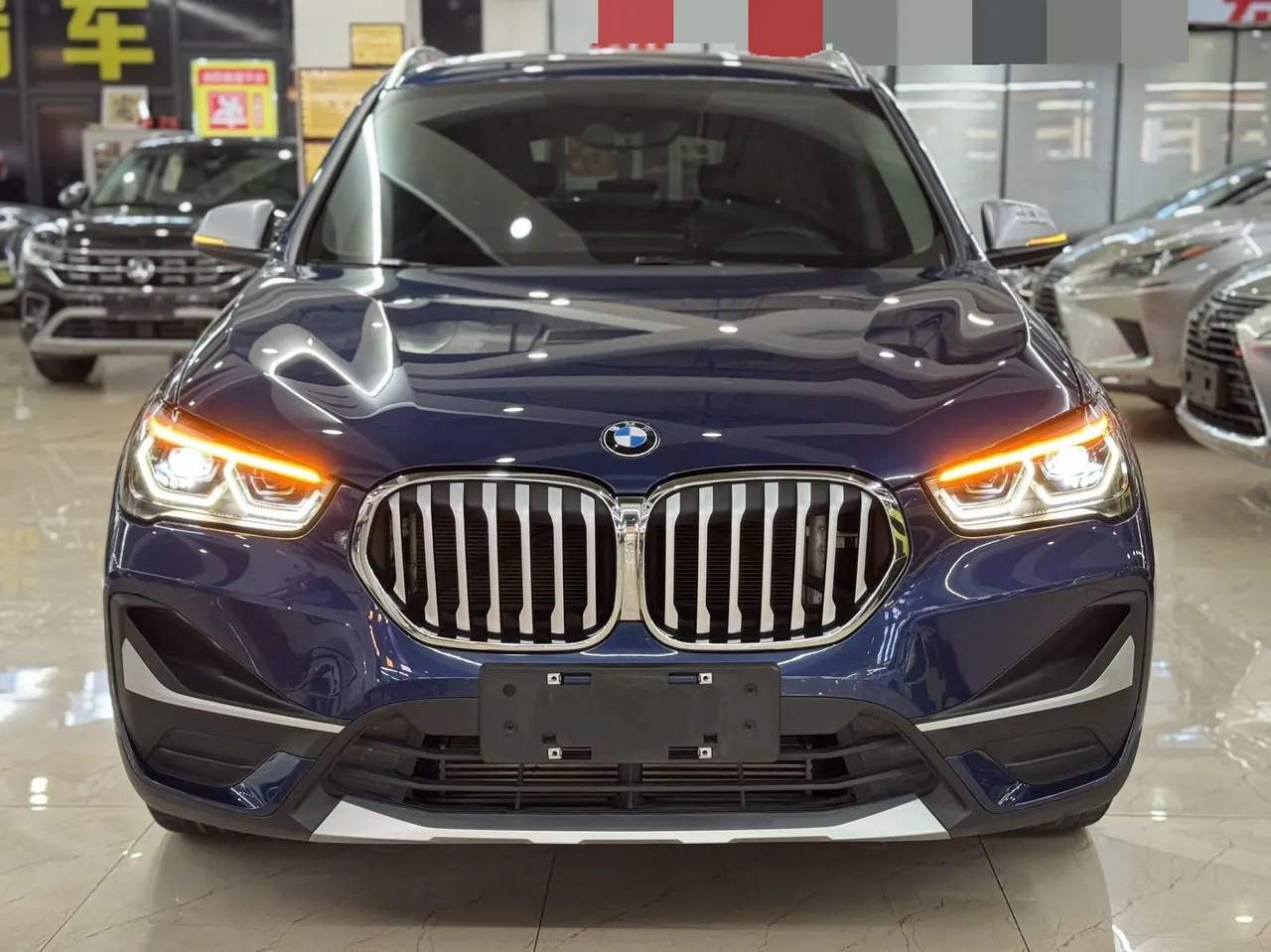 BMW 2022 X1 sDrive20Li 1.5T fashion automatic gear 2
