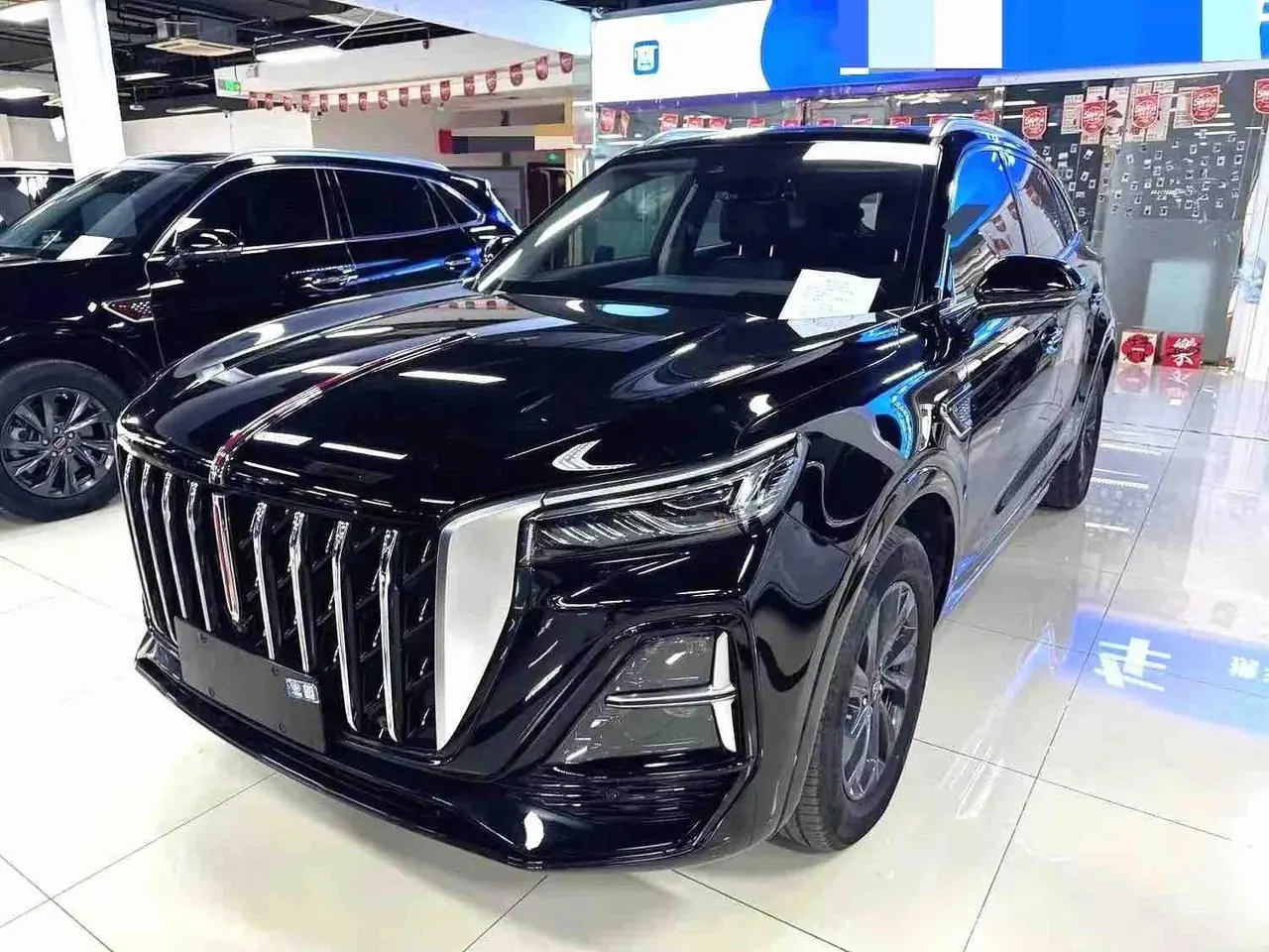 Open image lightbox: HongQi 2023 HS5 2.0T Flag Enjoy Pro Edition Automatic Gear
