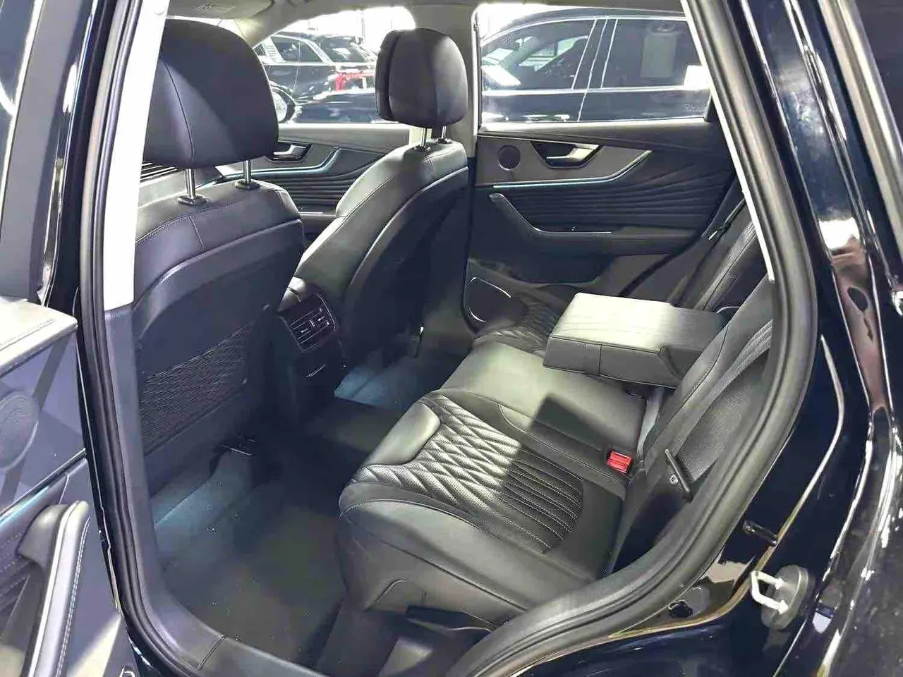 HongQi 2023 HS5 2.0T Flag Enjoy Pro Edition Automatic Gear 3