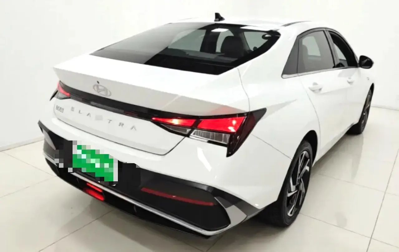 Hyundai 2023 Elantra-sedan 1.5 stepless GLX elite automatic gear 3