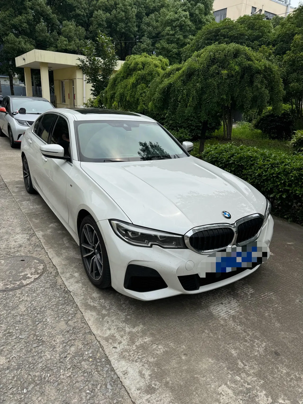 BMW 3 Series 2021 325Li 2.0T M Sports Obsidian Night Kit (Changed) Automatic Gear 3