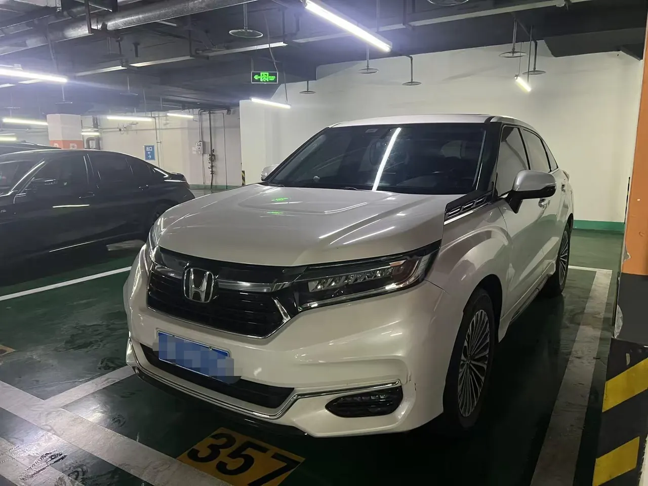 Open image lightbox: Honda 2023 Crown Road 2.0T 370TURBO Two-Drive Deluxe Automatic Gear
