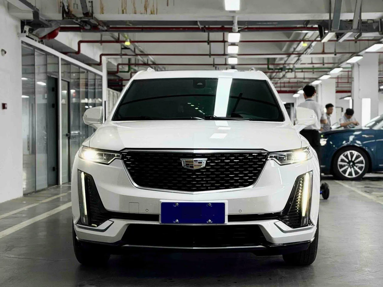 Cadillac 2022 XT6 48V 2.0T 6-seat two-wheel drive luxury automatic gear 2