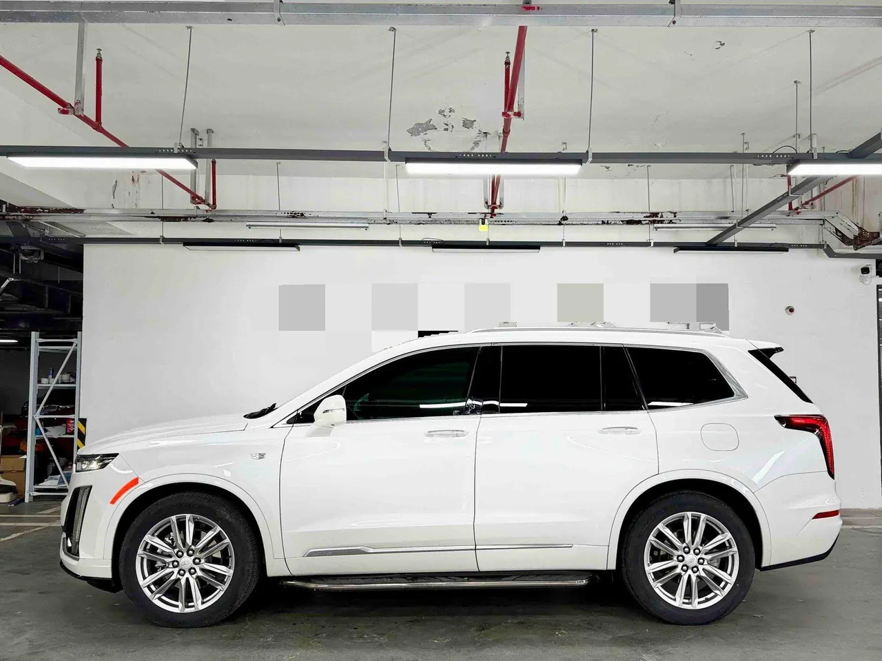 Cadillac 2022 XT6 48V 2.0T 6-seat two-wheel drive luxury automatic gear 3