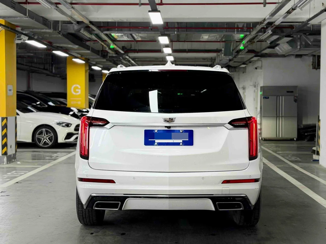 Cadillac 2022 XT6 48V 2.0T 6-seat two-wheel drive luxury automatic gear 5
