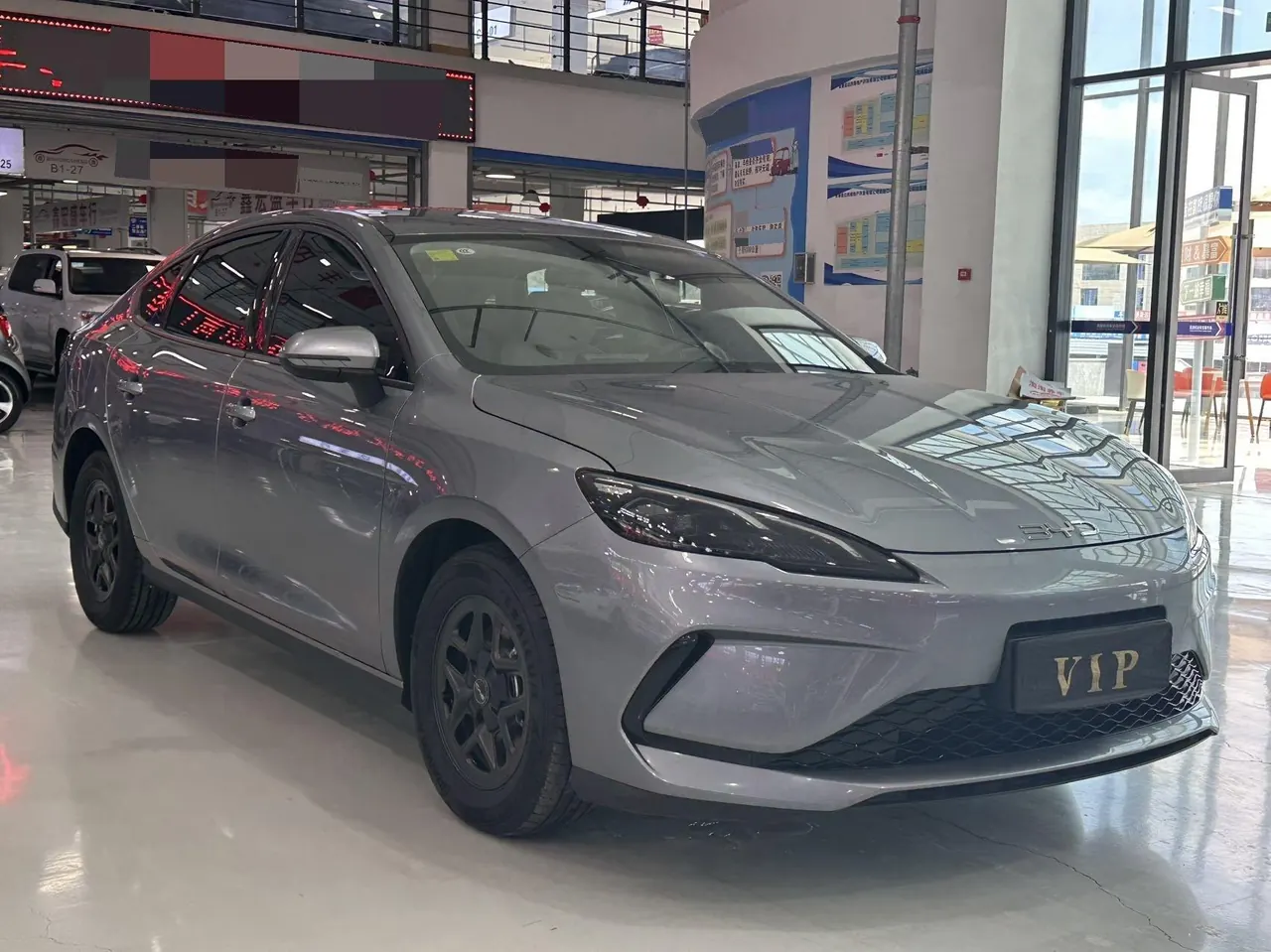 BYD 2025 seals 05 DM-i 1.5 stepless smart driving version 55KM luxury automatic gear 3
