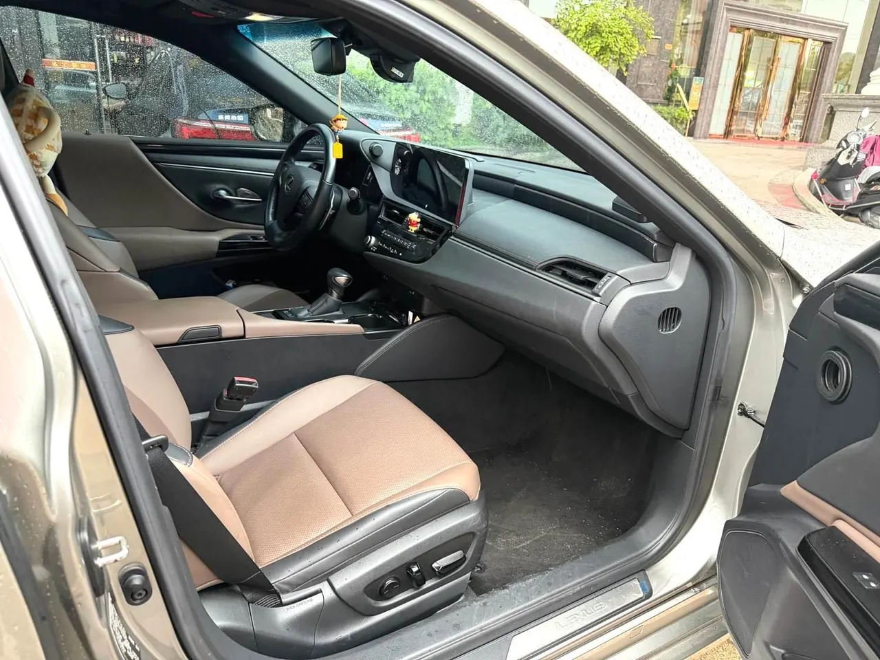 Lexus ES (Imported) 2023 ES200 2.0 Stepless Premium Edition Automatic Gear 5