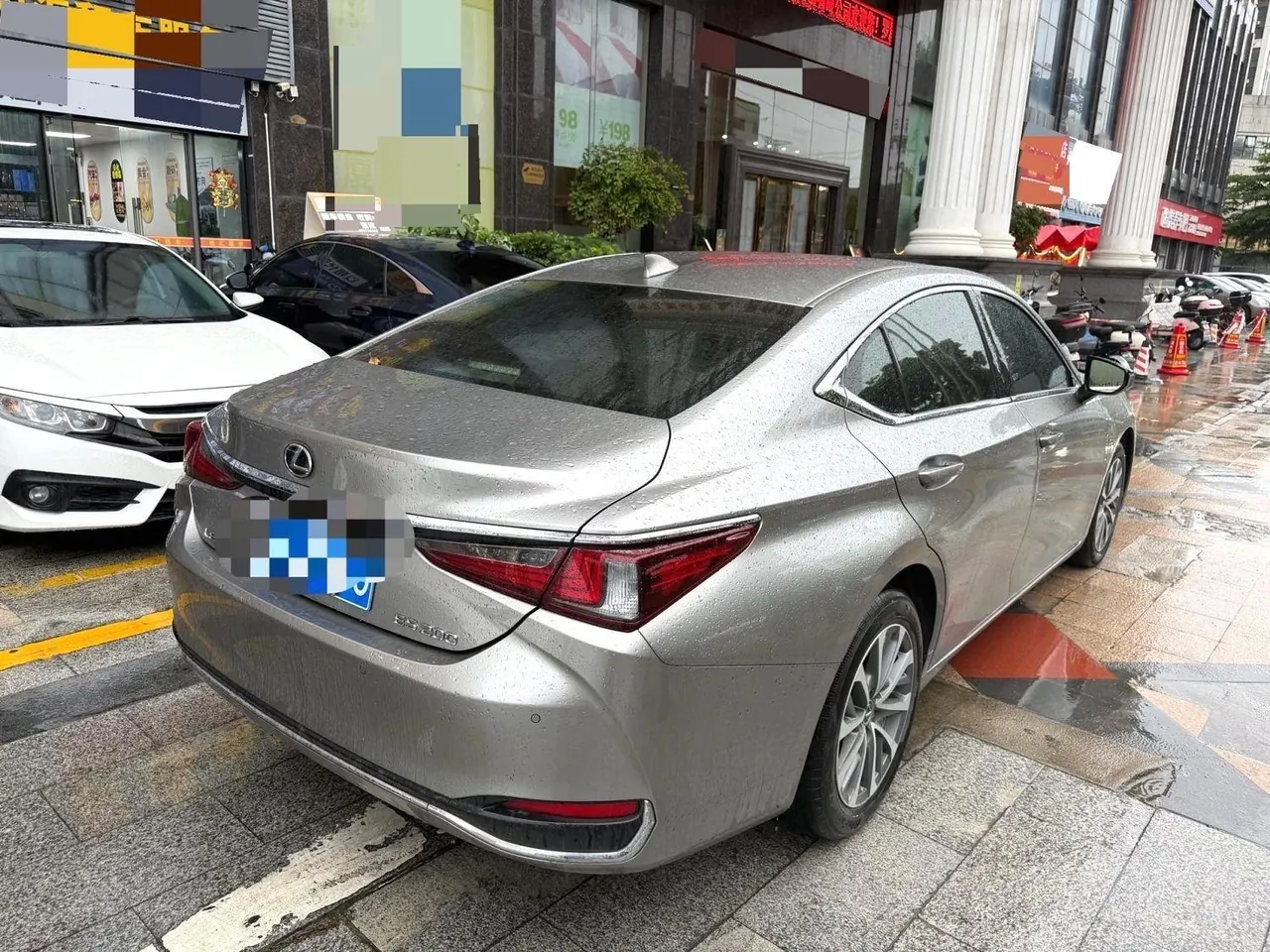 Lexus ES (Imported) 2023 ES200 2.0 Stepless Premium Edition Automatic Gear 8