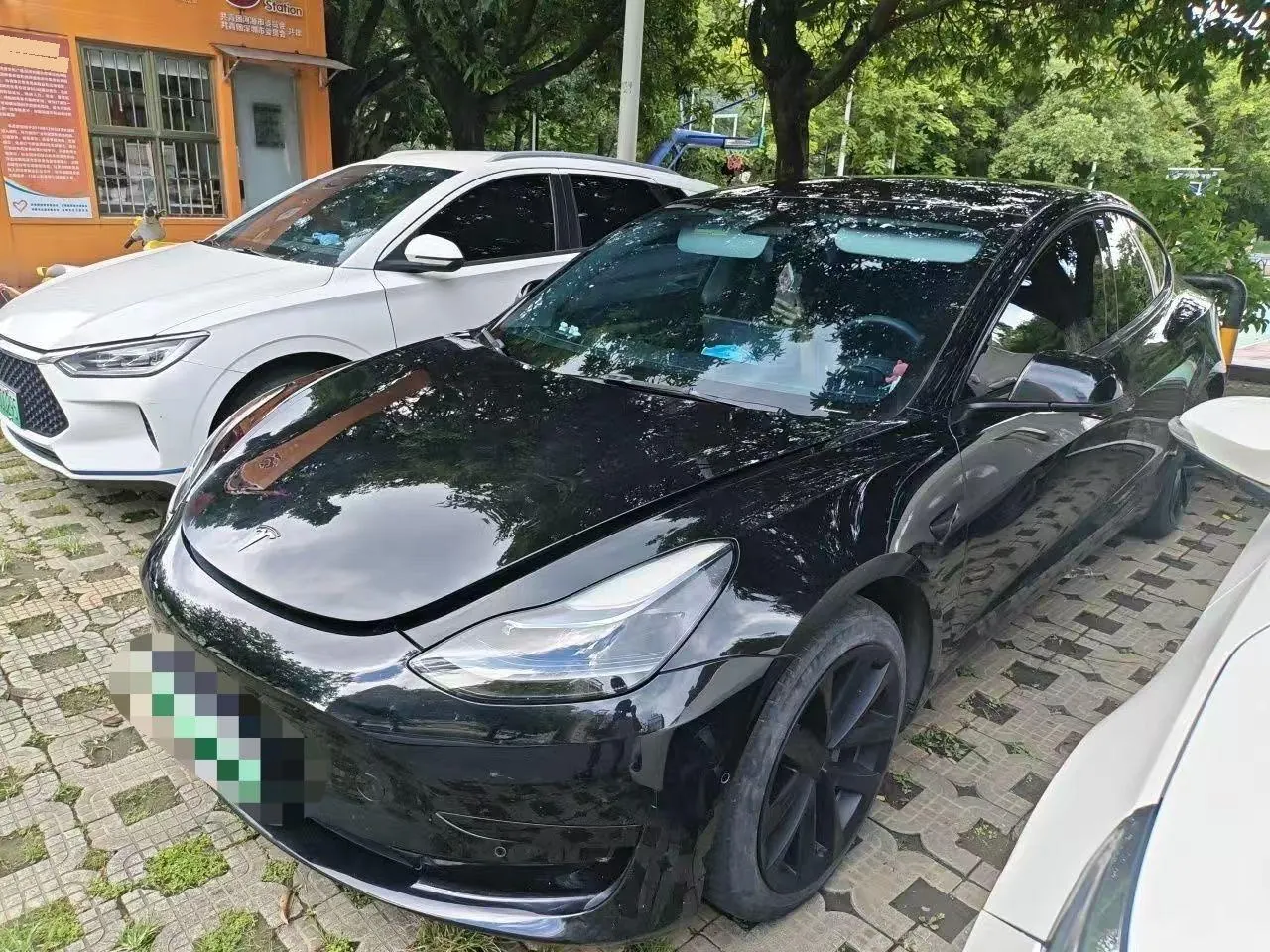 Tesla 2022 Model 3 rear-wheel drive version of automatic transmission - View 1