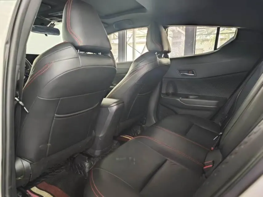 Toyota 2020 C- HR 2.0 stepless elite version of automatic transmission 4