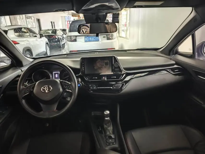 Toyota 2020 C- HR 2.0 stepless elite version of automatic transmission 5