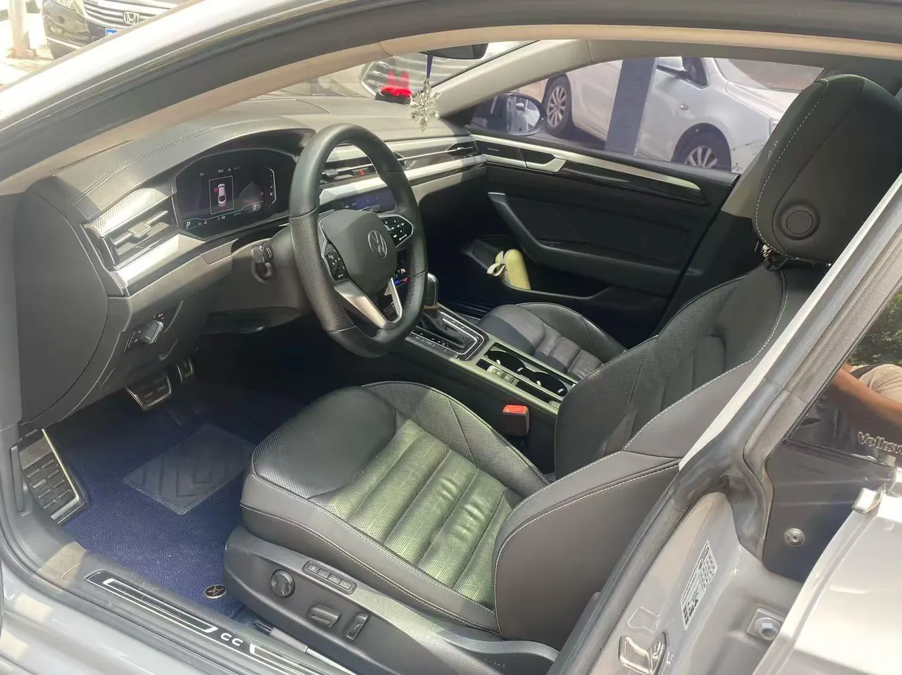 Volkswagen 2021 CC 2.0TSI 380TSI Shining Edition Automatic Gear 4