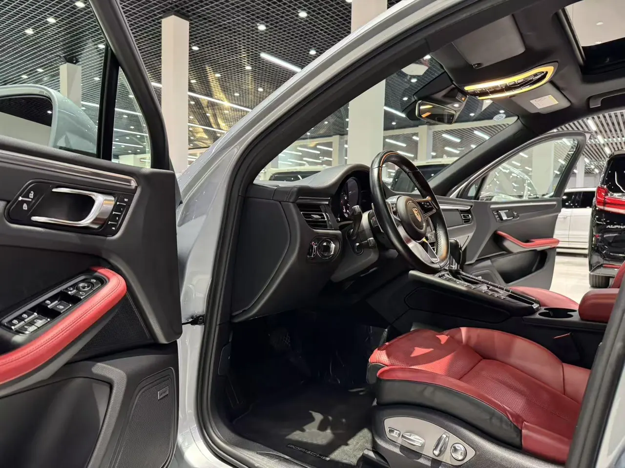 Porsche Macan (Imported) 2021 Macan 2.0T Automatic Gear 9