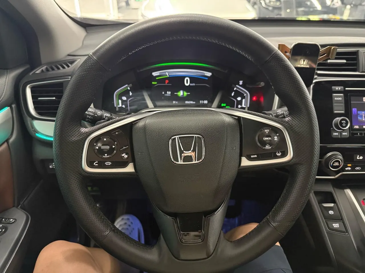 Honda 2021 CR-V hybrid 2.0 stepless two-wheel drive sharp and clean version automatic transmission 6