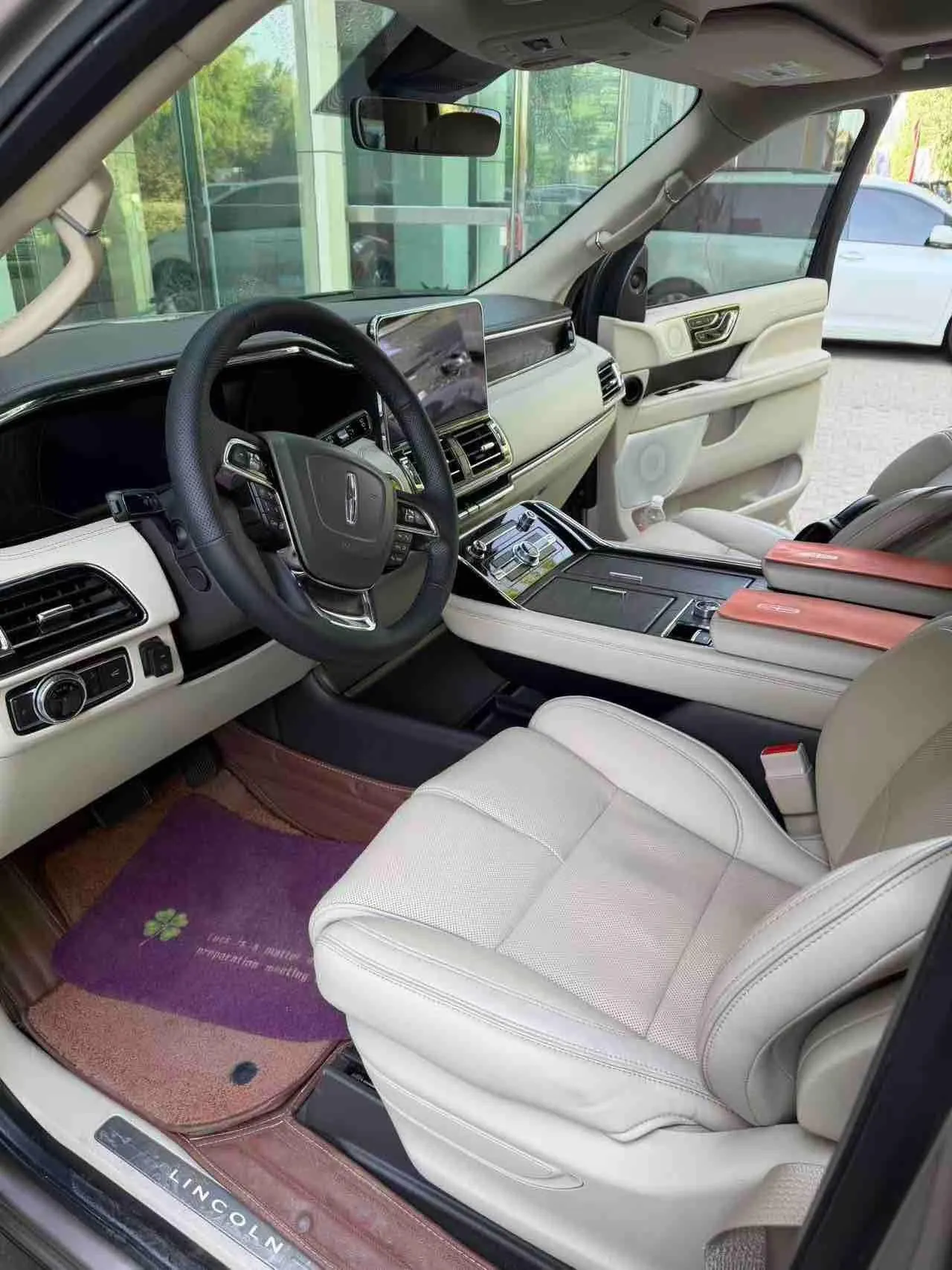 Lincoln Navigator (Imported) 2020 Navigator 3.5T L Long Axis Presidential Edition Automatic Gear 7