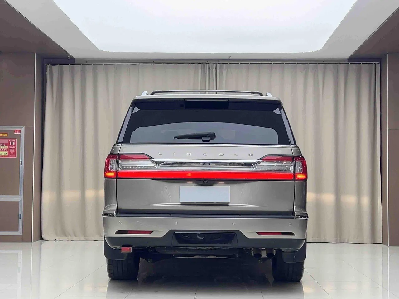 Lincoln Navigator (Imported) 2020 Navigator 3.5T L Long Axis Presidential Edition Automatic Gear 9