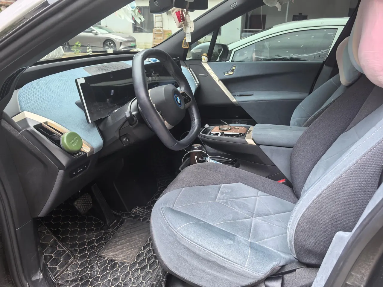BMW iX (Imported) 2022 iX xDrive40 xDrive40 Automatic 5