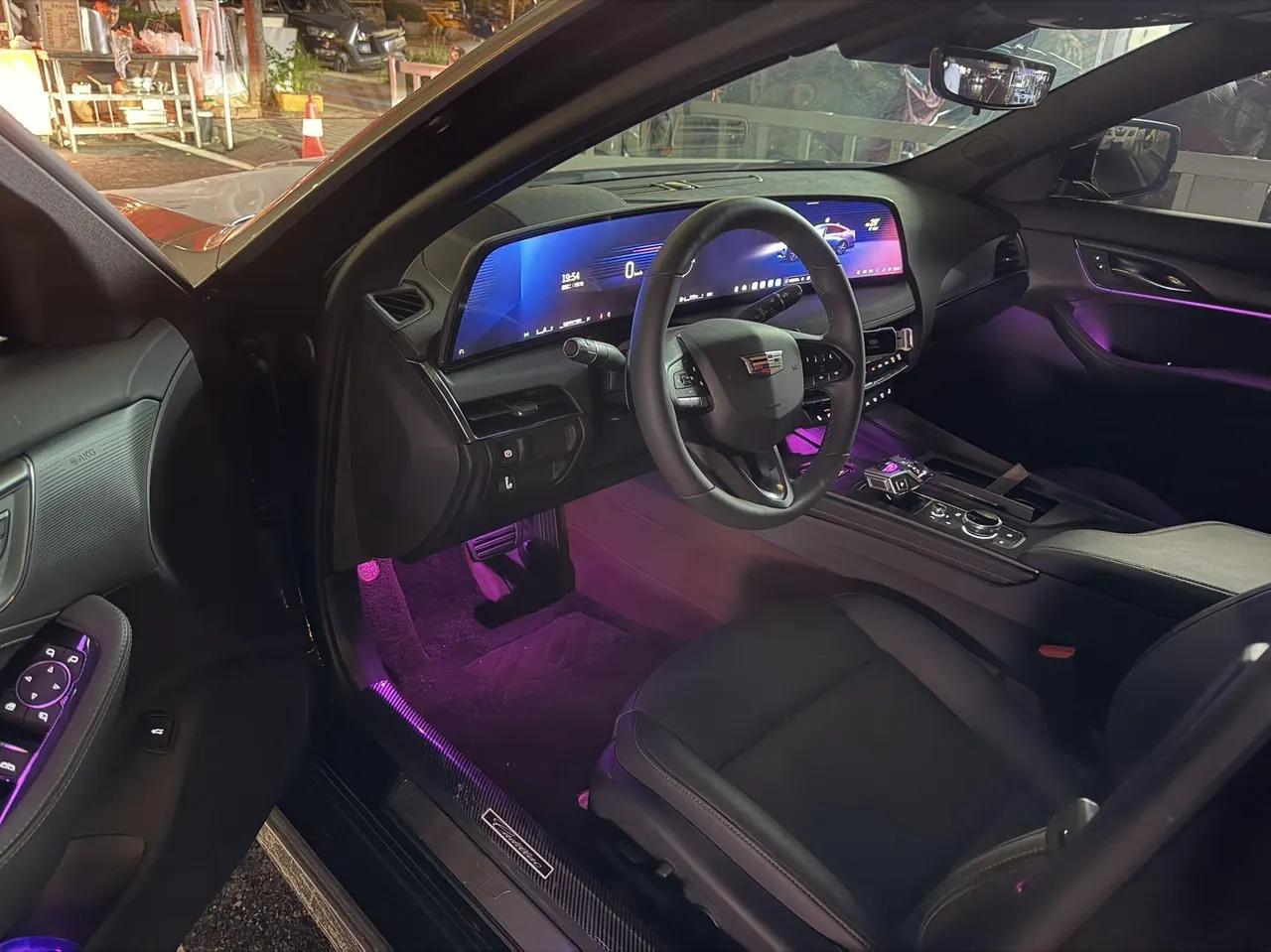 Cadillac 2025 CT5 2.0T 28T Track Performance Edition Automatic Gear 4