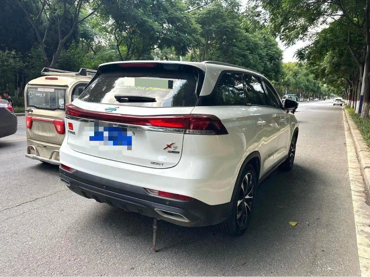 Oshan 2023 X7 PLUS 1.5T Enjoy Edition Premium 7-seat Automatic Gear 5