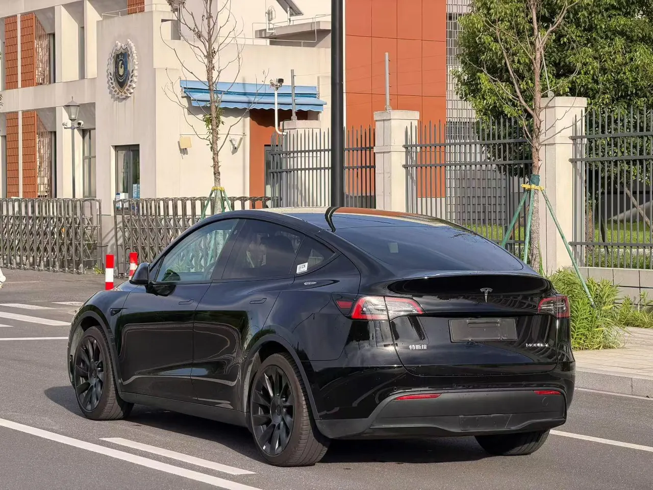 Tesla 2022 Model Y rear-wheel drive version automatic transmission 4