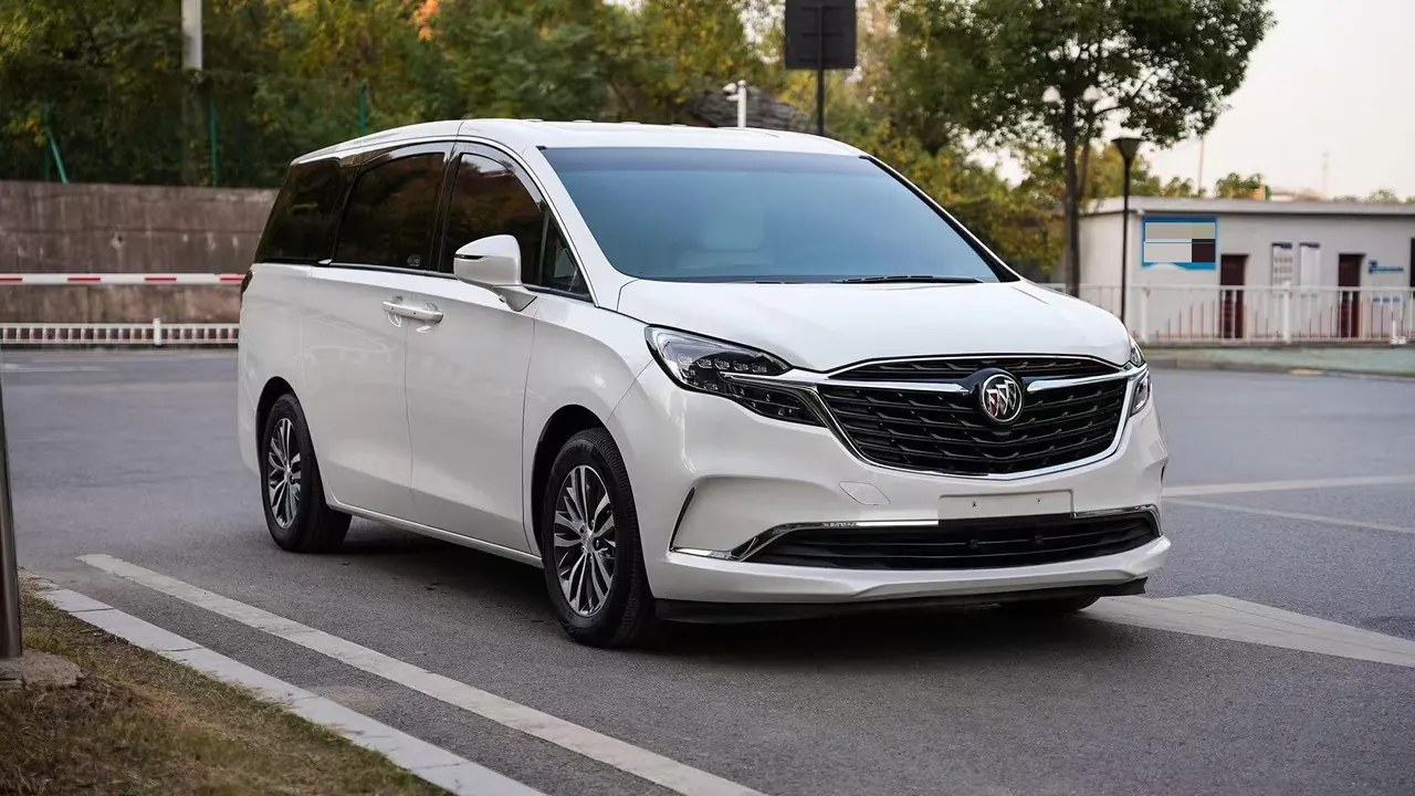 Buick 2022 GL8 ES Lu Zun 2.0T 653T Comfortable Automatic Gear 3